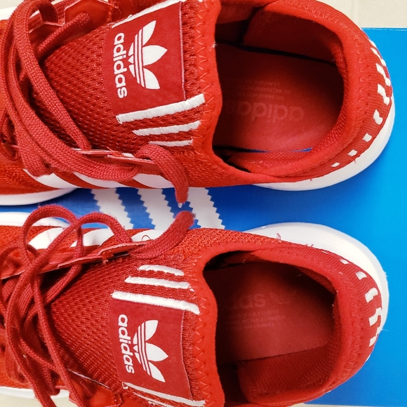 11 1/2 like new Adidas "Swift Run X" - Picture 8 of 12